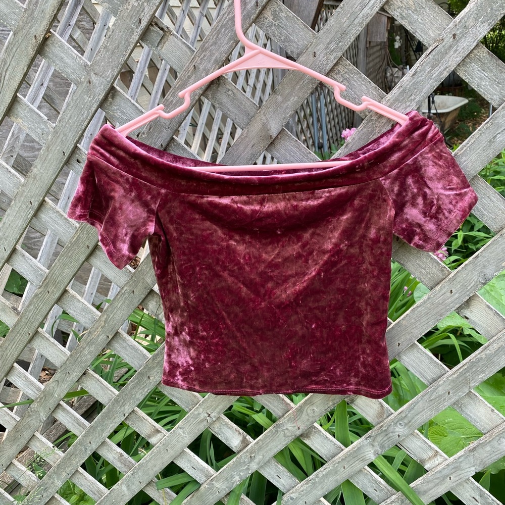 Forever 21 off the shoulder crop top